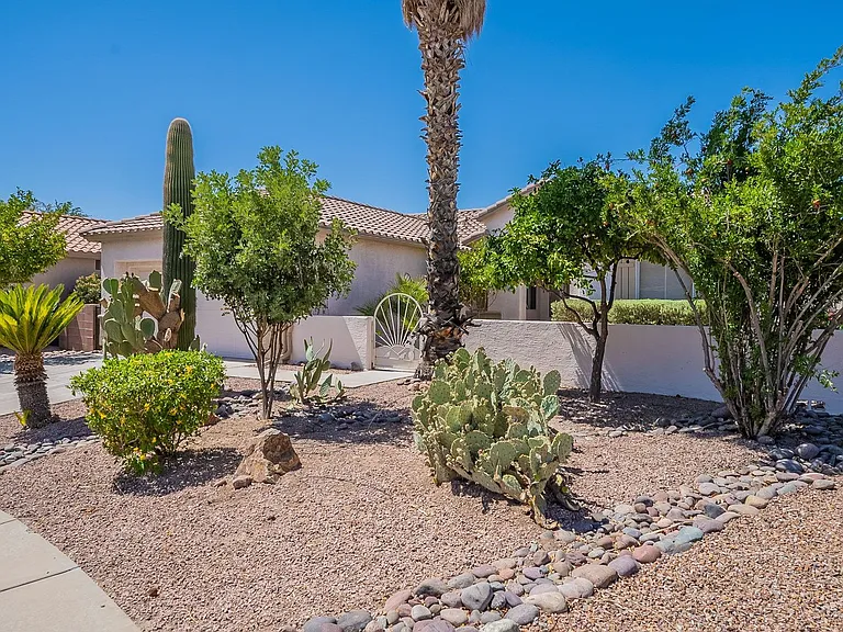 7602 W Starry Night Ln — Photo 1