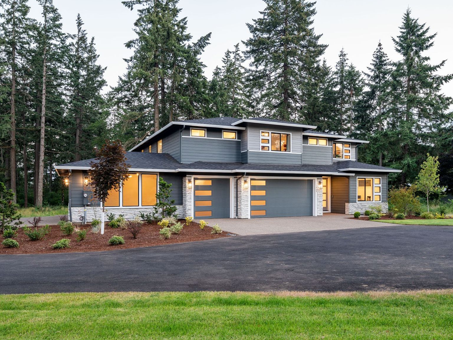 Premier Properties South King County by Garrette Custom Homes in Bonney