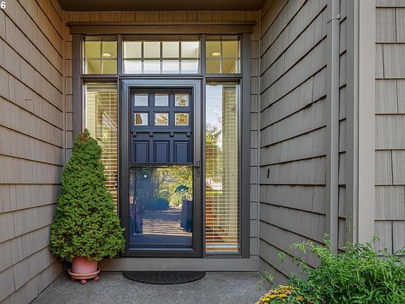 4th image of 4217 SW 64th Ct