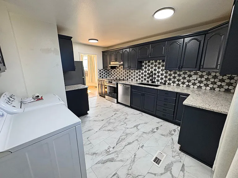 151 Harvard Ave — Photo 7
