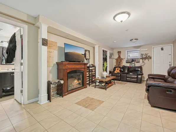 717 16th Street image 12 of 30