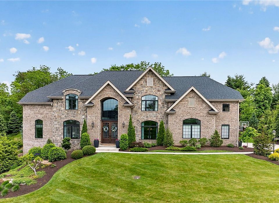 1st image of 1809 Winchester Dr