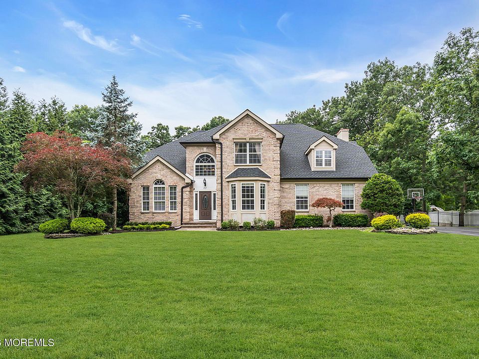 1st image of 22 Erin Drive