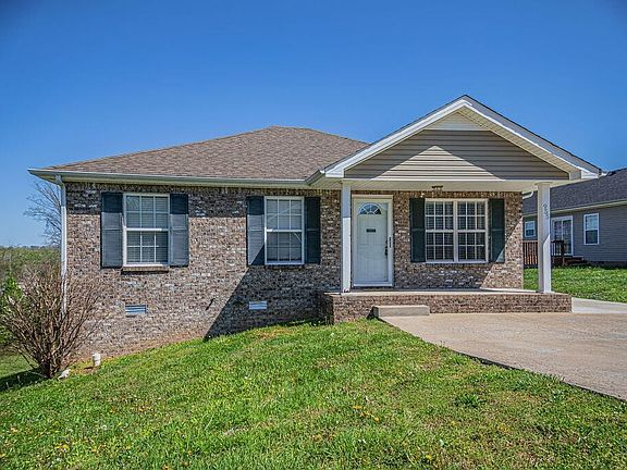 3rd image of 955 Russet Dr