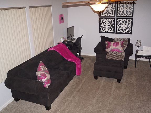 3rd image of 8736 Woodman Way APT C