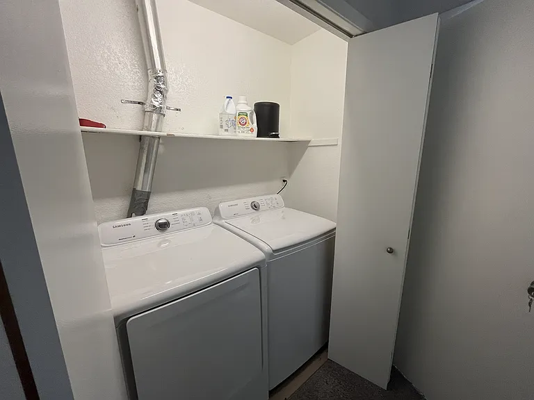 2823 Springdale Ln — Photo 20