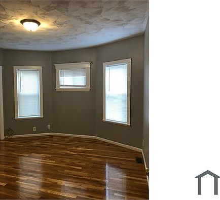 4th image of 828 Washington St APT 1