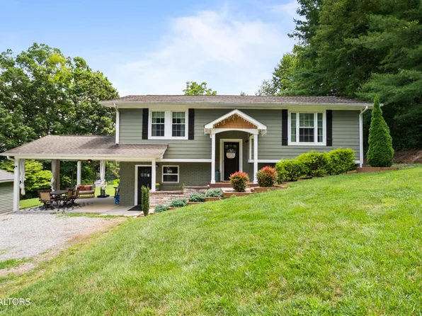 161 Summit Dr, Speedwell, TN 37870