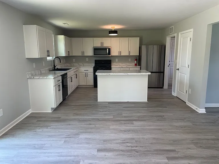 870 Golf View Rd — Photo 8