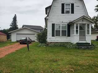 911 N Maple Ave, Marshfield, WI 54449