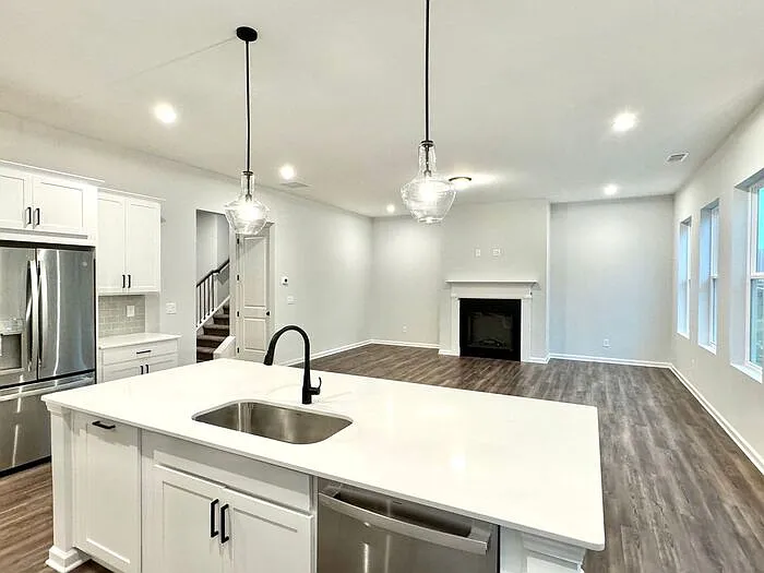 248 Brighton Bend Ln — Photo 9