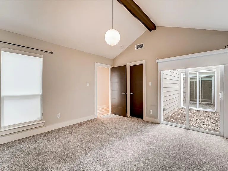 1371 Beaujolais Ln — Photo 21