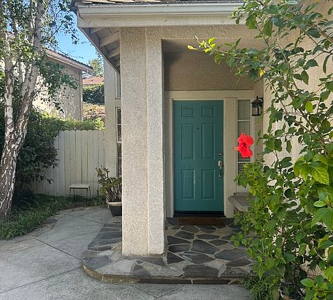 2nd image of 1167 Via Carranza