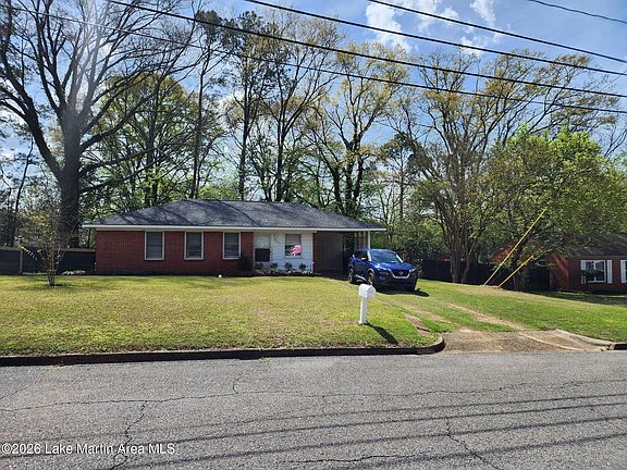 2nd image of 3816 Robbins Rd