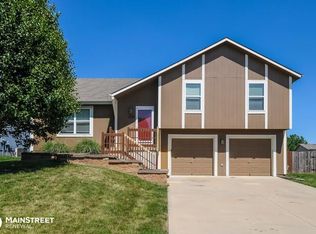 17179 Baxter St, Gardner, KS 66030