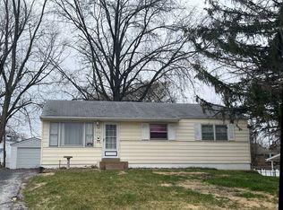 9940 Solar Ln, Saint Louis, MO