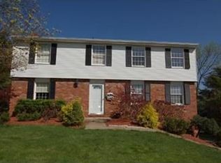 385 Lorlita Ln, Pittsburgh, PA