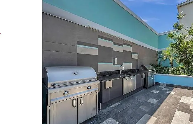 1 Beach Dr SE #801 — Photo 36