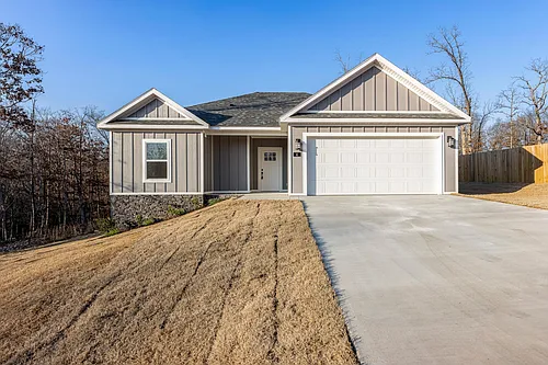 4 Gibson Ln Photo 1