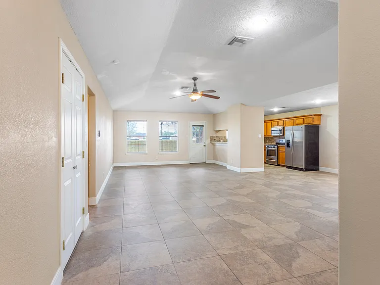 509 Teal Dr — Photo 12