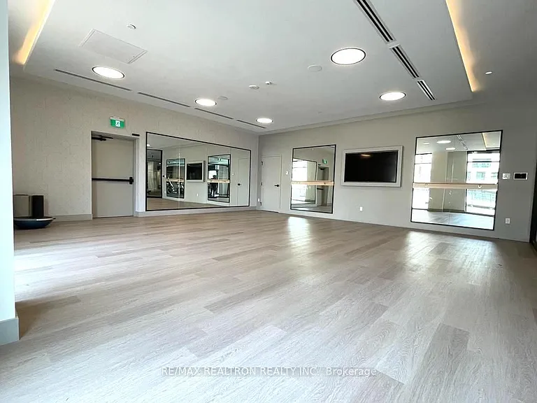 130 River St #2708 — Photo 33