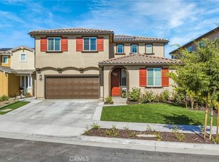 34330 Coconut Cir, Winchester, CA 92596