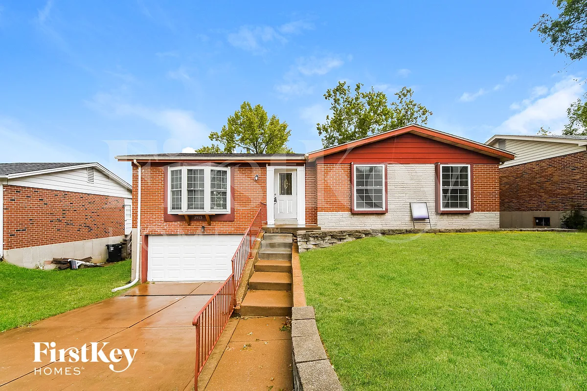 Building Photo - 3915 Rodapa Dr