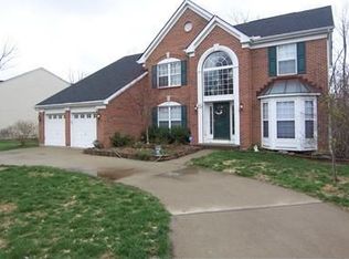 1210 Parkside Dr, Batavia, OH 45103