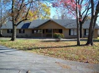 228 N Dorothy Ave, Claremore, OK 74017