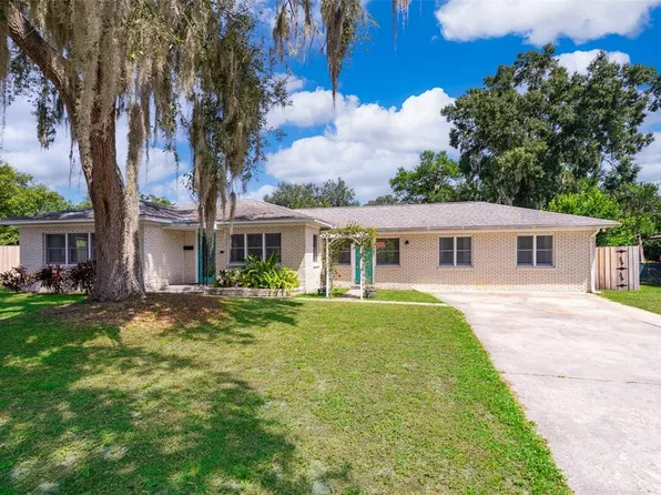 2187 Palmetto Rd, Mount Dora, FL 32757