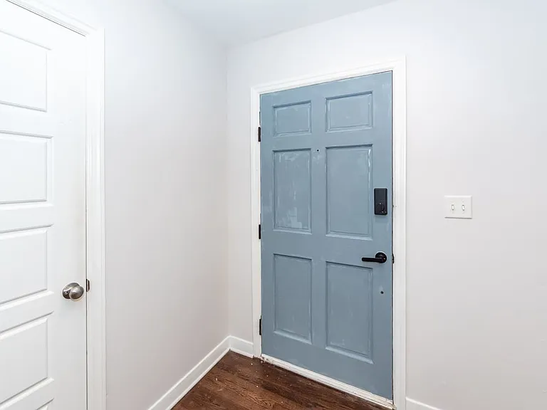 343 Cessna Ave — Photo 47