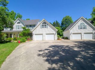 3951 N Oberlin Valley Rd #D, Columbia, MO 65202