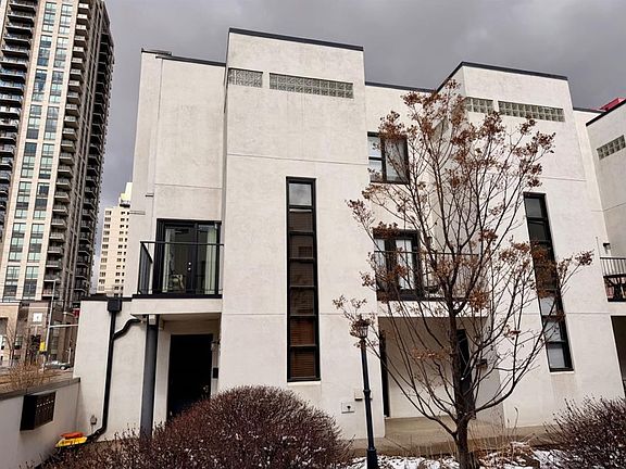 3rd image of 1250 S 10th St SW