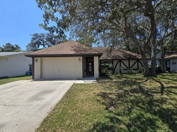 13309 Woodward Dr, Hudson, FL 34667