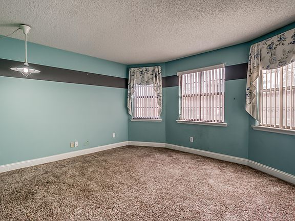 3rd image of 8234 Hamden Cir W