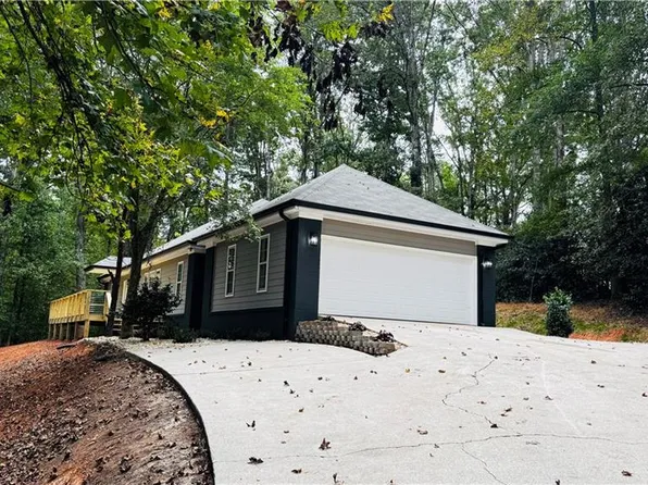 77 Lakeview Ct, Jefferson, GA 30549