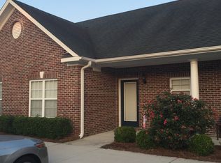 225 Eucalyptus Ln, Wilmington, NC 28412