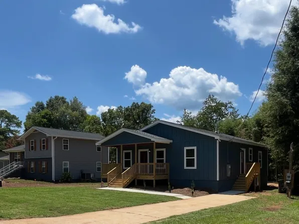 2716 Emerald Ave, Bessemer, AL 35023