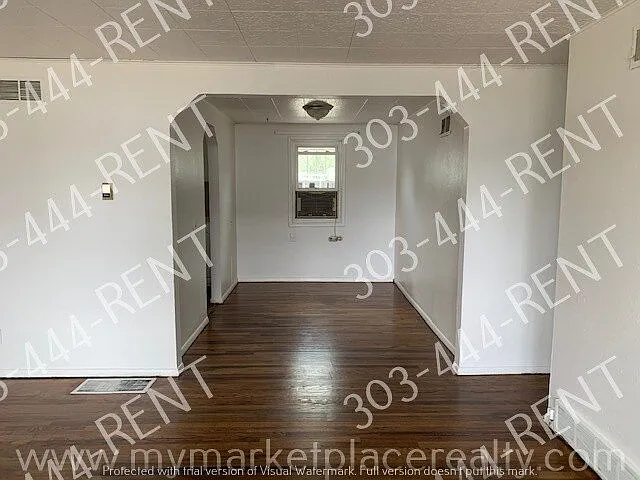 2 bed, 1.0 bath, 883 sqft, $1,895 — Photo 4