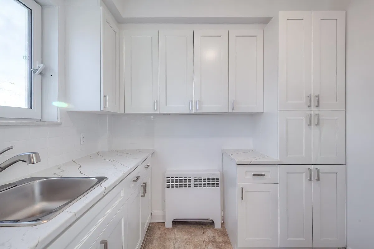 36 Wood Glen Rd - 403 — Photo 4