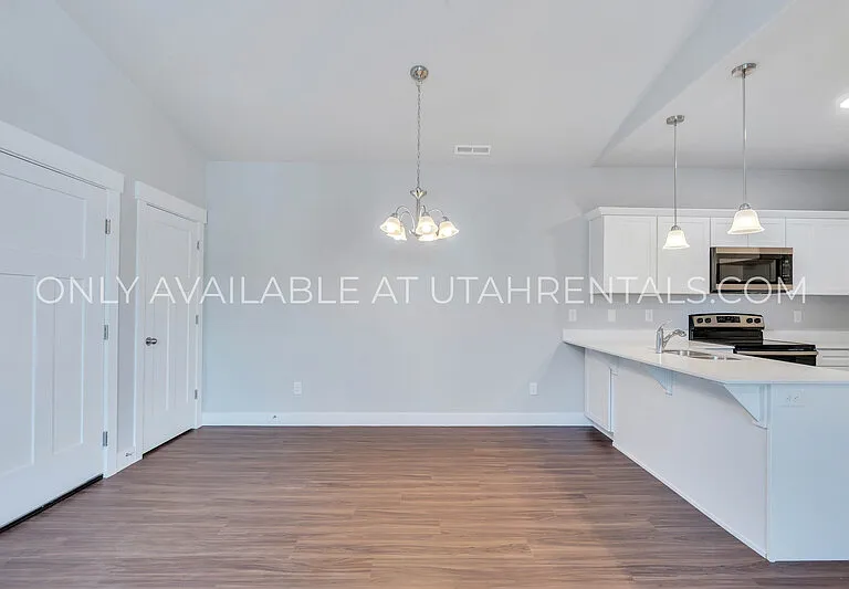 13537 S Commodus Dr #F303 — Photo 4