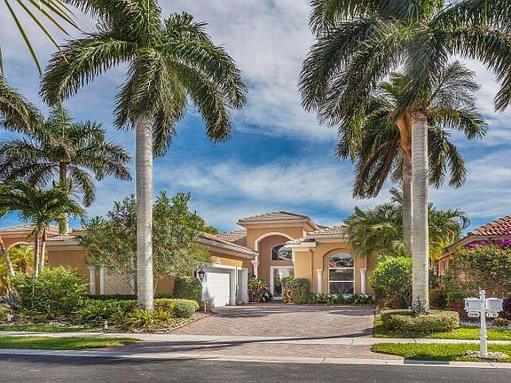 3rd image of 10759 Greenbriar Villa Dr