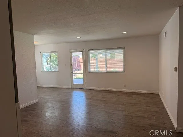 2415 Los Padres Dr — Photo 5