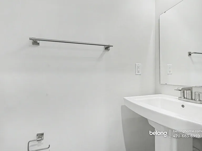 3020 Zuma St — Photo 7