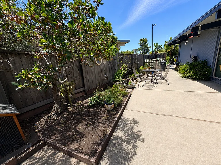 1787 Wolfe Dr — Photo 27
