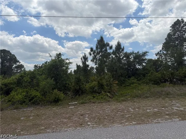 1249 Galileo St E, Lehigh Acres, FL 33974