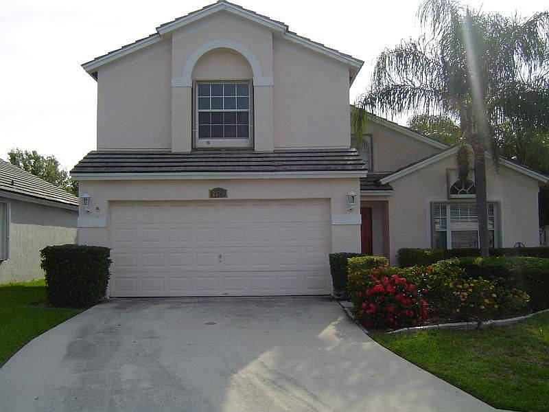 1st image of 2029 Normandy Cir