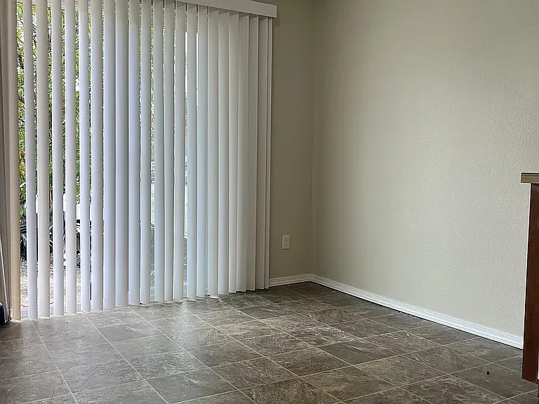 1 bed, 850 sqft, $1,350 — Photo 4