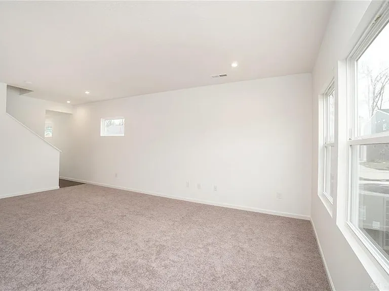 1500 Summerview Ln — Photo 6