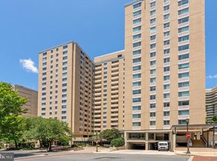 4601 N Park Ave APT 1118, Chevy Chase, MD 20815